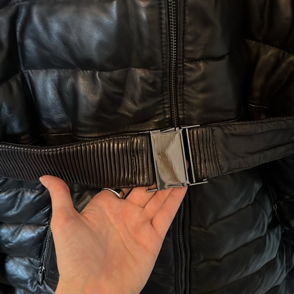 Danier leather and fur trim coat - Picture 2 of 9